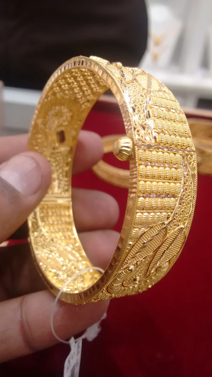Traditional Temple Lakshmi Kasu Haram from Sri Karpagambal Jewellery