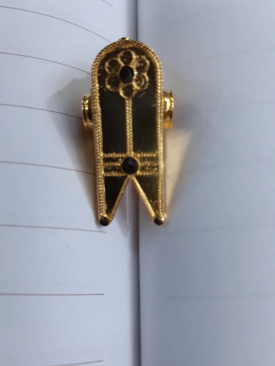 Thenkalai Vadakalai Iyengar Sacred Thali from Sri Karpagambal Jewellery